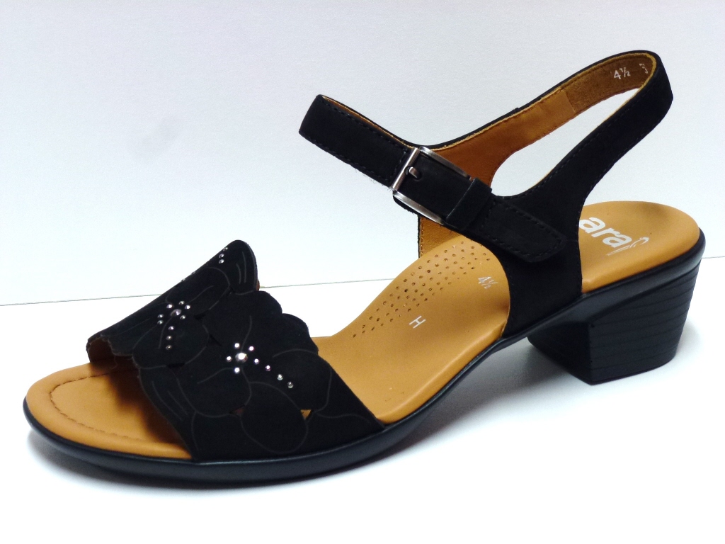 chaussures ara grande largeur